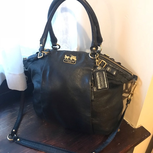 Coach Handbags - COACH MADISON LINDSEY BLACK LEATHER BRASS HARDWARE